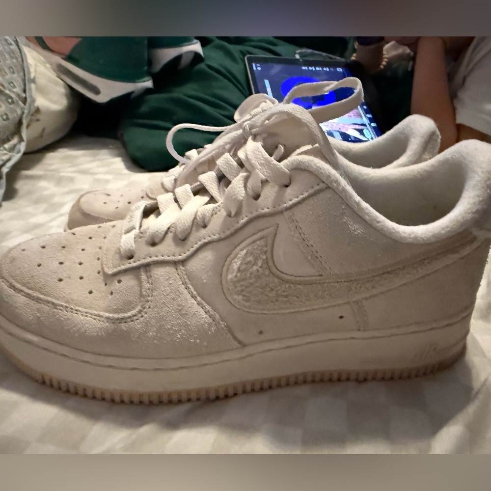 Nike Women's Air Force 1 '07 SE Phantom Sanddrift DQ7583 001 Size 8 - used